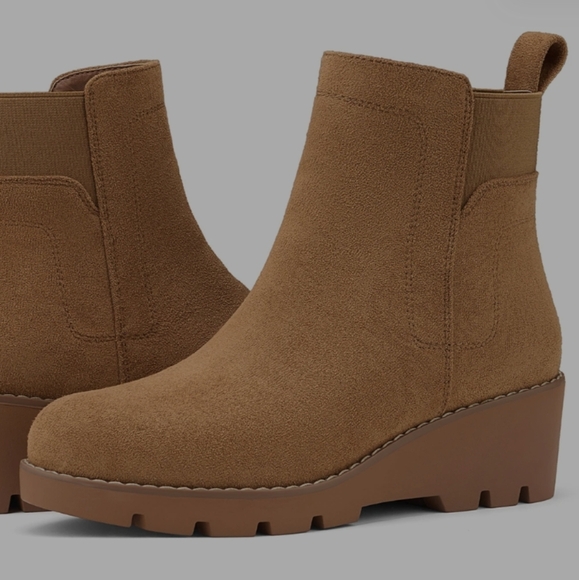 Tan Chelsea Wedge Ankle Boots for Women - Picture 1 of 2